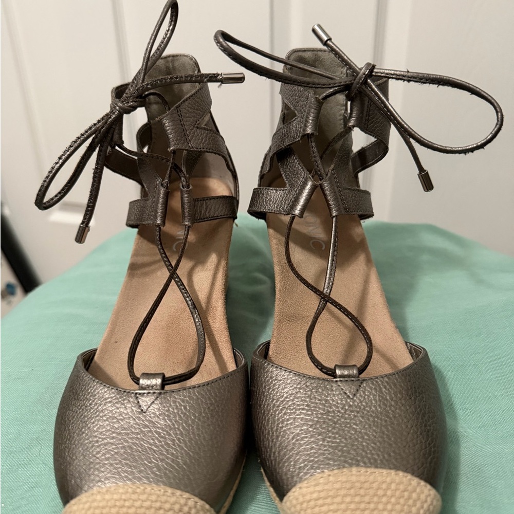 VIONIC Calypso Lace-up Wedge Espadrilles (pewter) Size 6.5